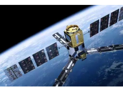 GPS同步时钟在全球湖泊监测中的关键应用与优势